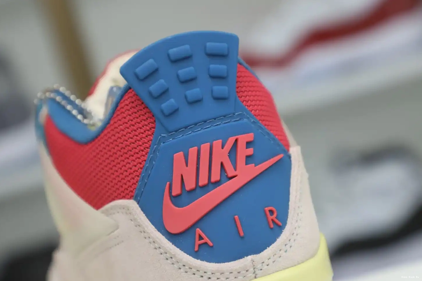 RETRO JORDAN UNION X ICE' 4 'GUAVA LA Kimikick AIR 0709